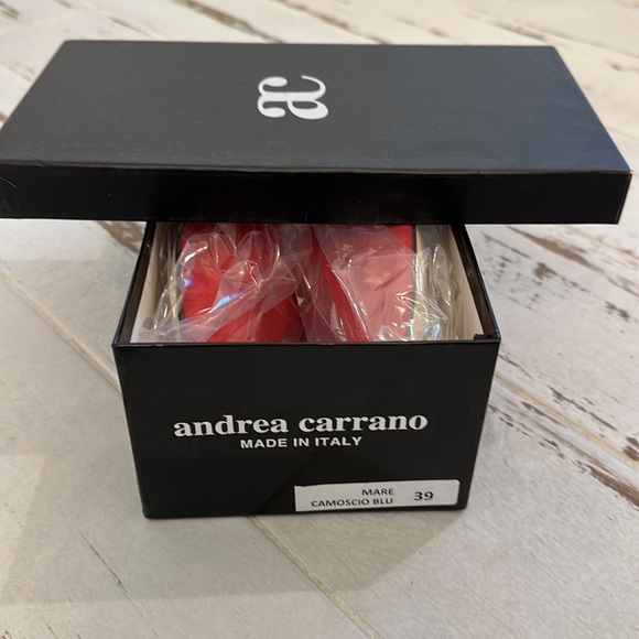 Red for the Season!!! Great gift! Brand new Italian Suede Shoes Andrea Carrano - Picture 4 of 5